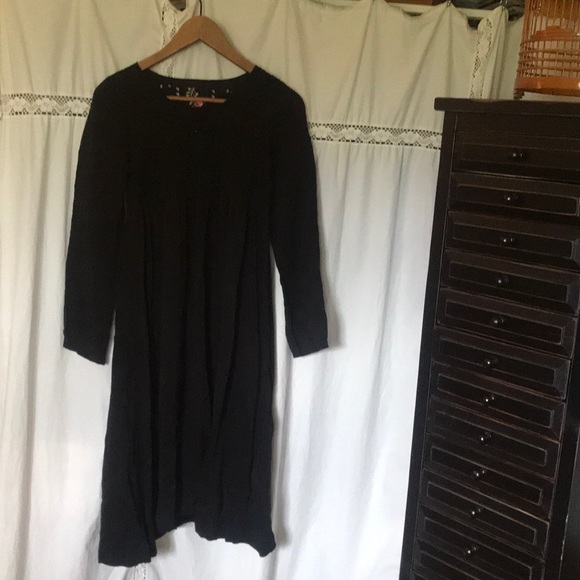 Black Johnny Was Dress - Picture 4 of 8